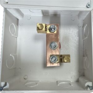 Hộp kiểm tra điện trở PVC 150x150x50 VINANCO (Phụ kiện: thanh đồng 80x25x3mm, sứ cách điện, cos thau cho cáp 70mm2)