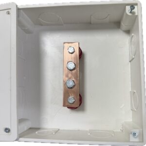 Hộp kiểm tra điện trở PVC 200x200x50 VINANCO (Phụ kiện: thanh đồng 100x25x3mm, sứ cách điện)